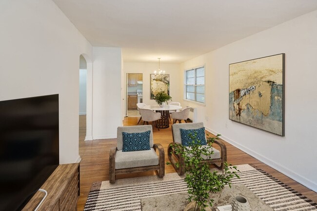 Building Photo - Llanberris