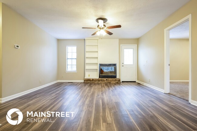 Foto del edificio - 785 Summer Hill Ln