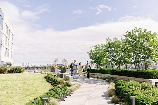 Foto del edificio - Broadridge