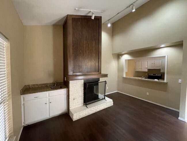 Building Photo - 12345 Cedar Springs Ln