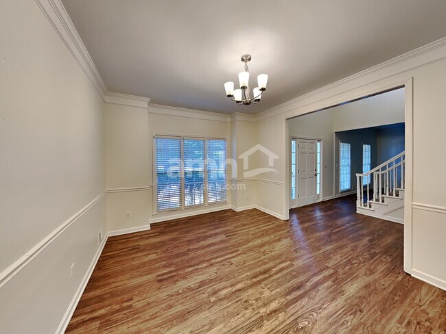 Building Photo - 3987 Fox Glen Dr