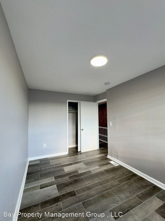 Building Photo - 4 br, 2 bath House - 986 Dalton Ave