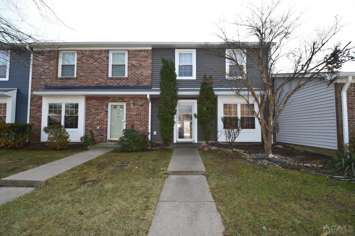 401 Rittenhouse Ct, North Brunswick Township, NJ 08902 Condo for Rent