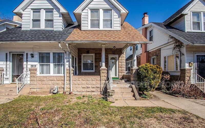 Primary Photo - 2017 Edgmont Ave