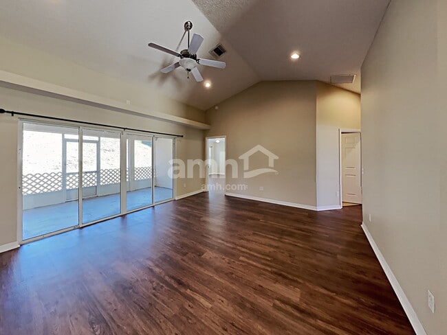 Foto del edificio - 315 Morningview Dr