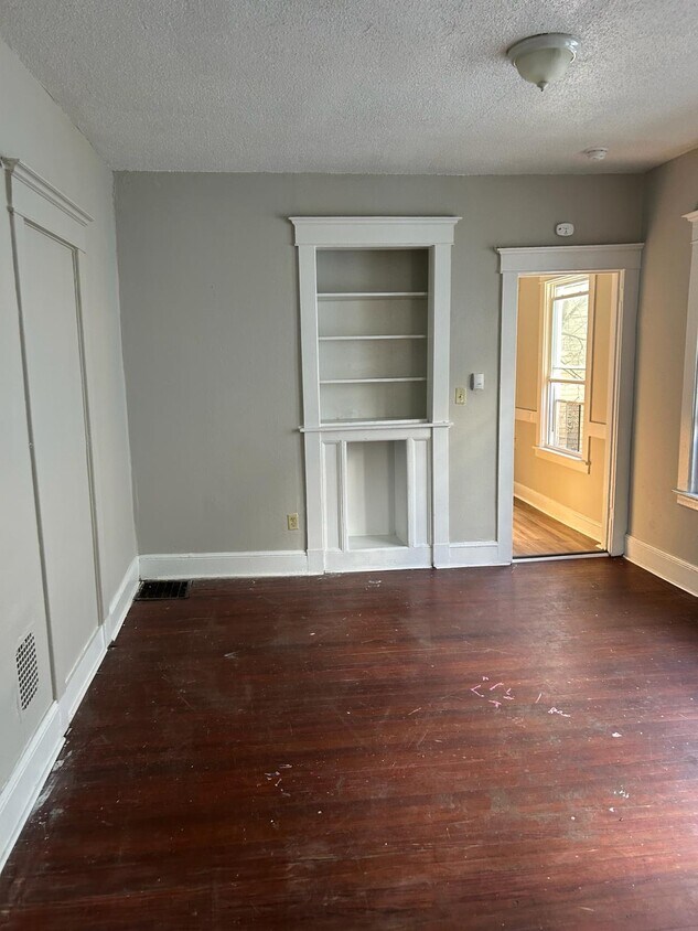 Primary Photo - 103 Sheffield Ave