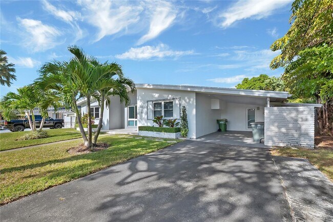 Building Photo - 13080 Coronado Ln