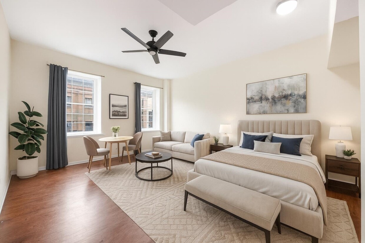 Foto principal - 341 Monmouth St