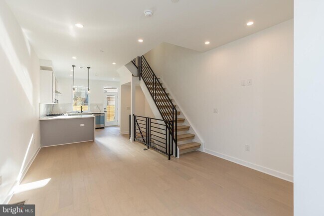 Foto del edificio - 1509 S Bambrey St