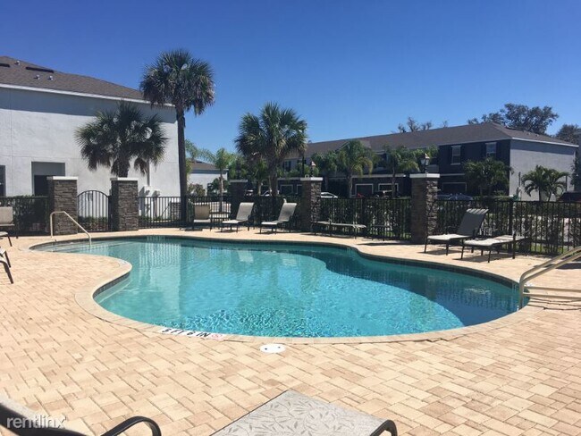 Foto del edificio - 3 br, 2.5 bath Townhome - 6433 Baytown Dr