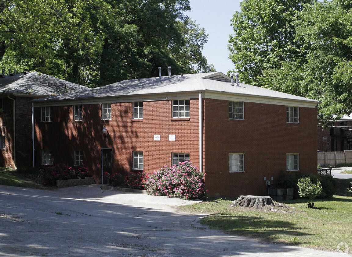 Building Photo - 1592 Harvard Ave