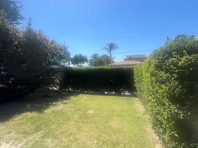 Building Photo - 2Bedroom/1  Bath home in Whittier
