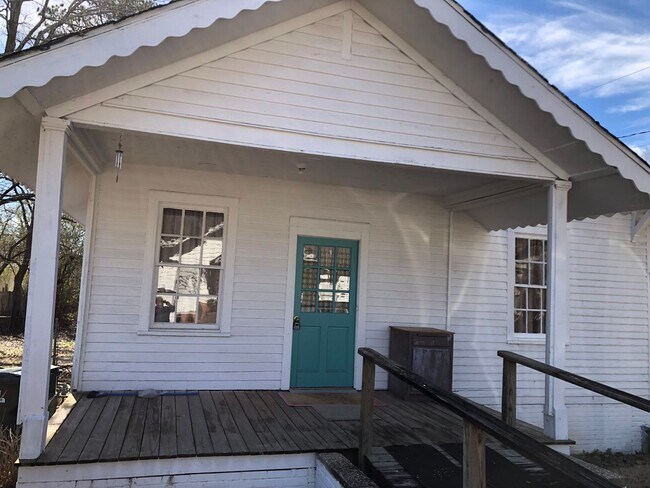 Building Photo - House in the Mill Village