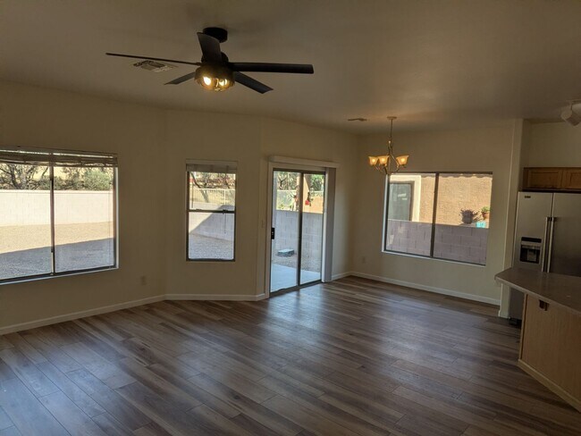 Foto del edificio - Three bedroom rental in Rancho Sahuarita Move -in ready