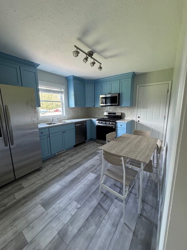 Cocina - 214 Lindell Dr