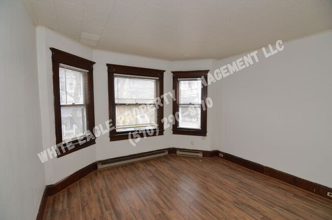 Building Photo - 1506-1510 E Gibson St