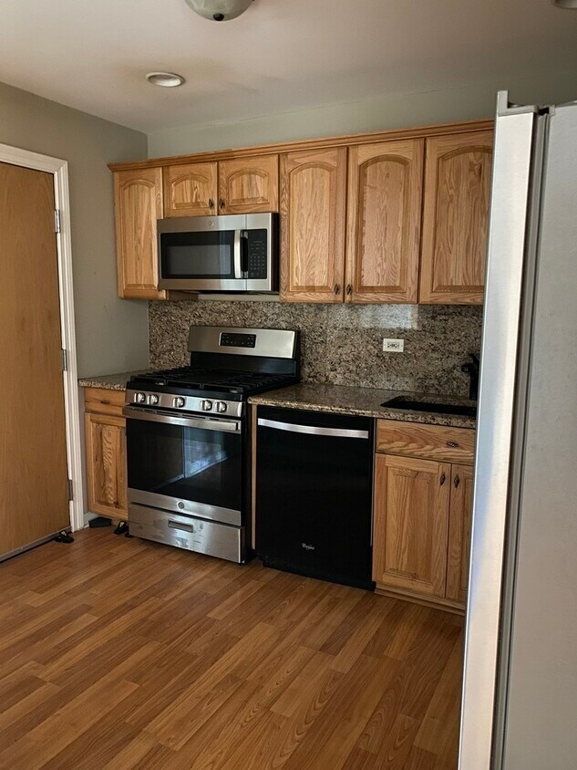 Foto principal - 4721 St Joseph Creek Rd