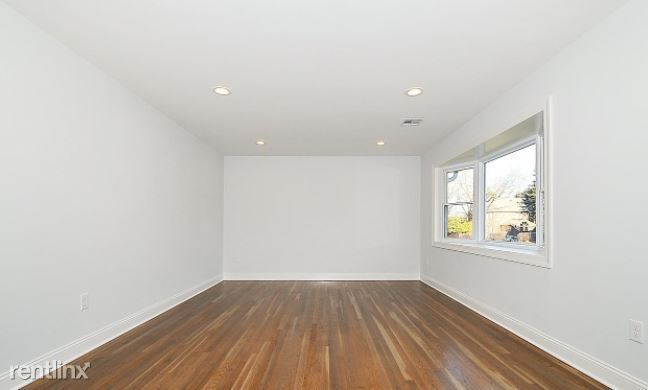 Building Photo - 3 br, 2 bath House - 24 Prescott St