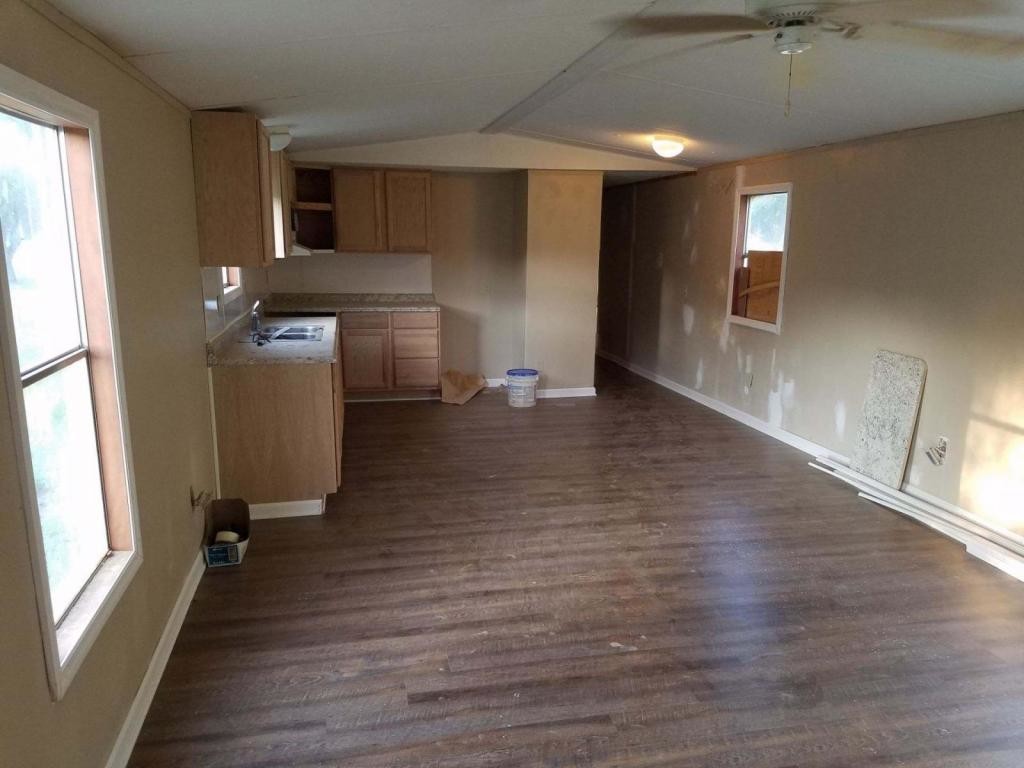 Foto del edificio - 4867 Pee Dee Hwy