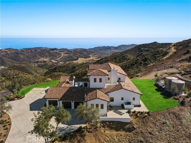 Foto del edificio - 33065 Mulholland Hwy