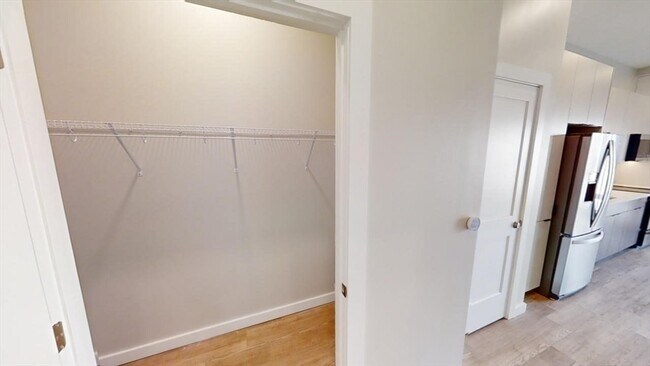 Building Photo - 20 4th Avenue Unit 430