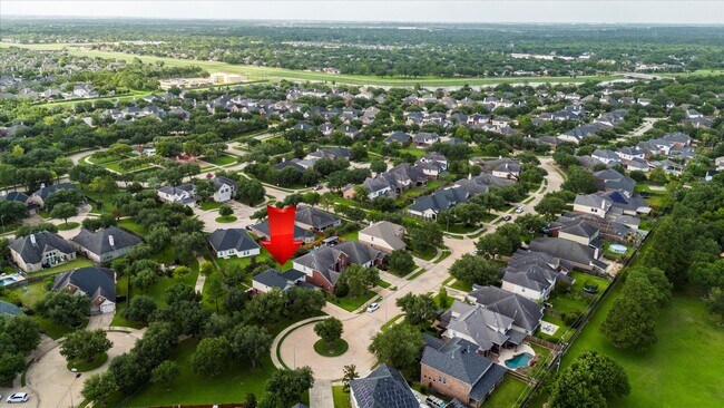 Building Photo - 20950 Field Manor Ln