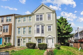 Building Photo - 13994 Gunners Pl