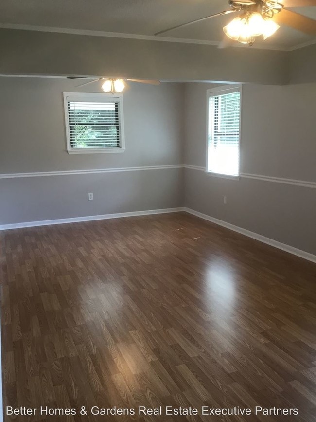 Building Photo - 3 br, 1.5 bath House - 4507 Plantation Road