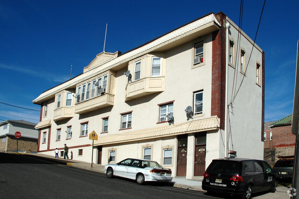 Foto del edificio - 154 Harrison Ave