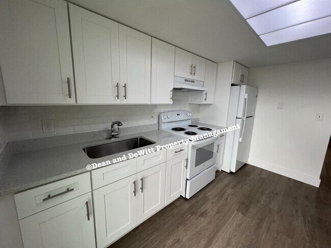 Foto del edificio - 2 Bed/1 Bath - Unit 6