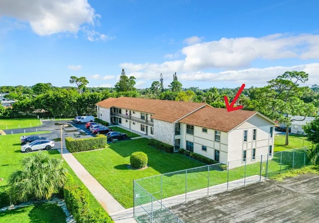 Building Photo - 5894 Longbow Ln