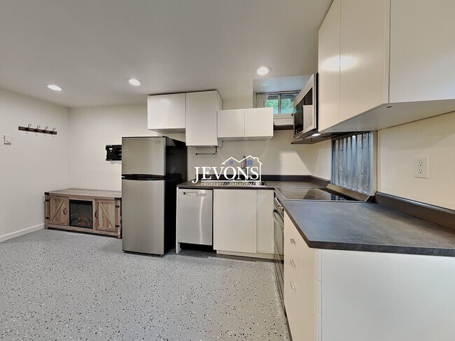 Foto del edificio - 9222 117th St SW