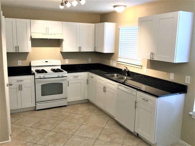 Building Photo - 10434 Hamlet Vale Ct