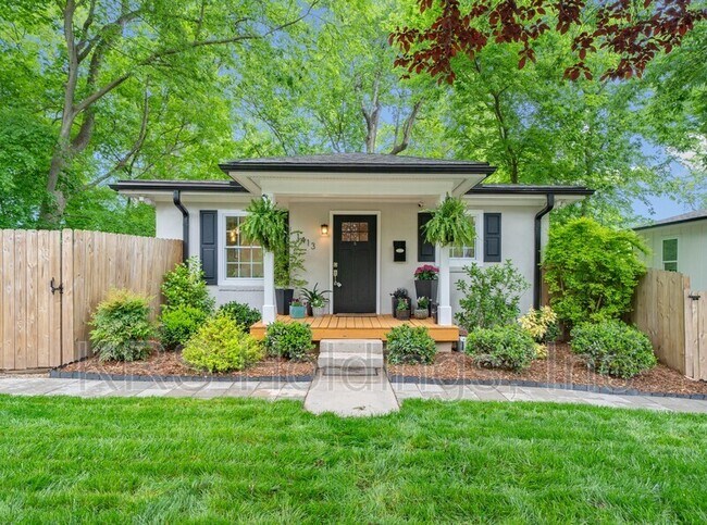 Foto del edificio - 1413 Battery Dr