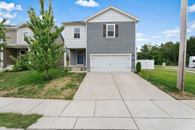 Photo - 317 Sportsman Dr House