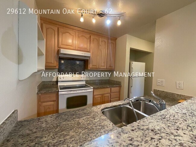 Building Photo - 29612 Mountain Oak Ct