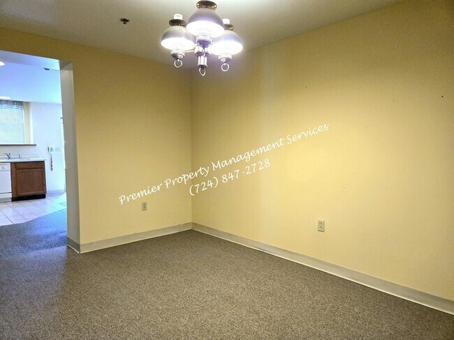Foto del edificio - 314 E Lincoln Ave