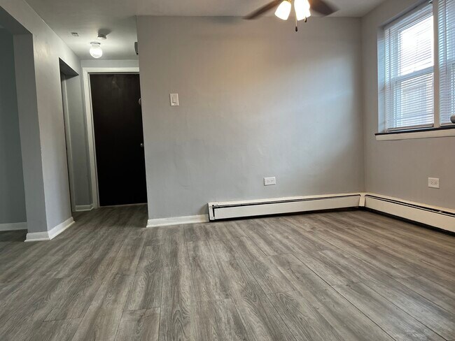 Foto del edificio - 3601 W 79th St