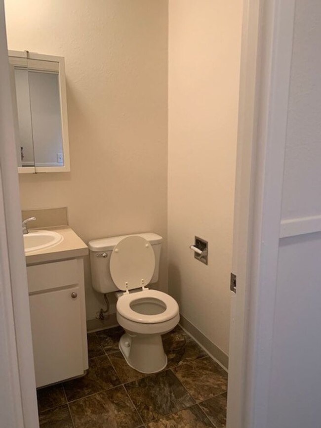 Foto del edificio - 2710 NE 86th Ave