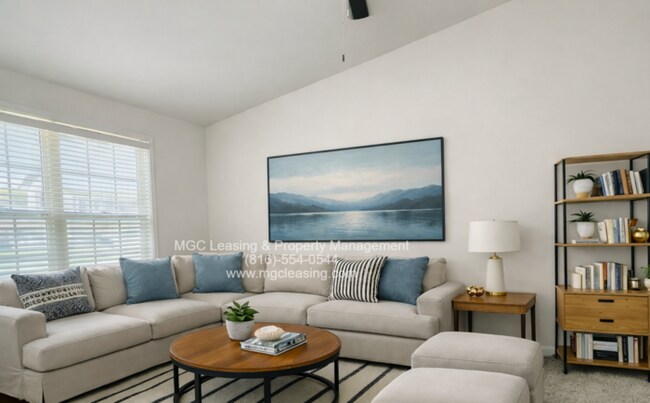 Foto del edificio - 3 bedroom Duplex with unique floor plan for rent in the Northland