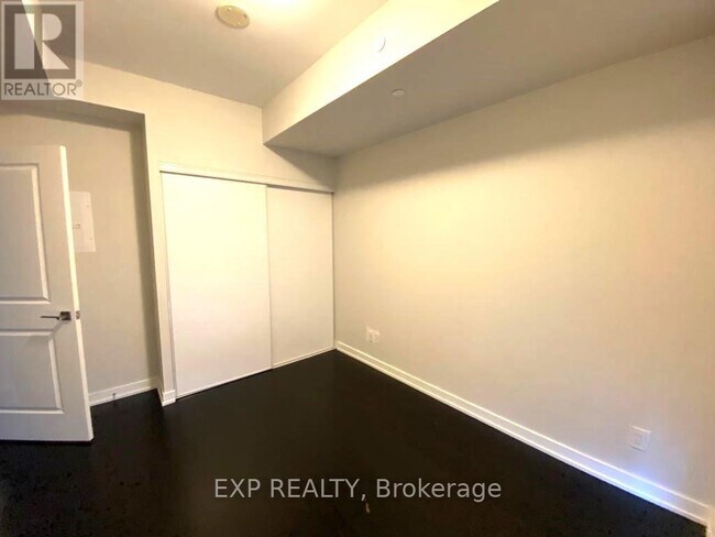 Photo du bâtiment - 4011 Brickstone Mews