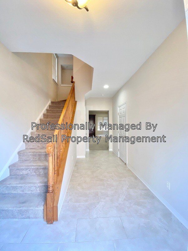 Foto del edificio - 6528 Artillery St