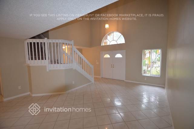 Foto del edificio - 930 SW 88th Terrace