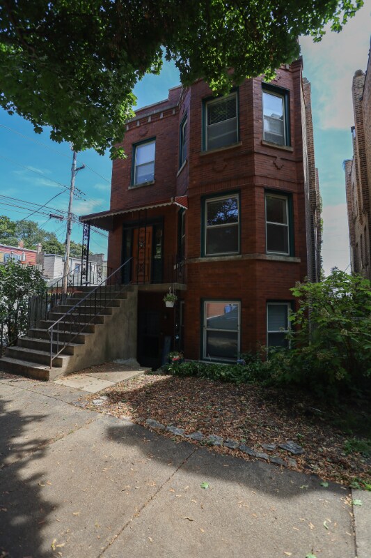 Primary Photo - 2315 W School Dr