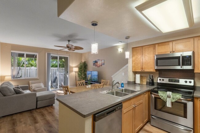 Building Photo - 92-1500-1500 Aliinui Dr