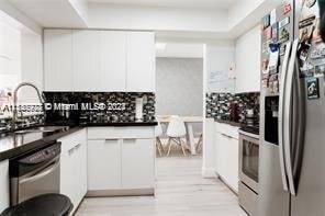 Building Photo - 1005 NW 106th Ave Cir