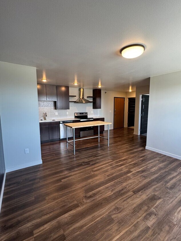 Foto principal - Your Next Home Awaits at Area 57 Apartments!