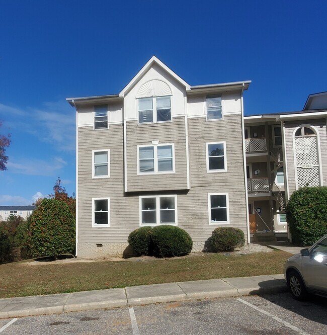 Foto del edificio - 6748 Willowbrook Dr