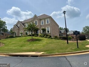 Building Photo - 8910 Pinehurst Cove