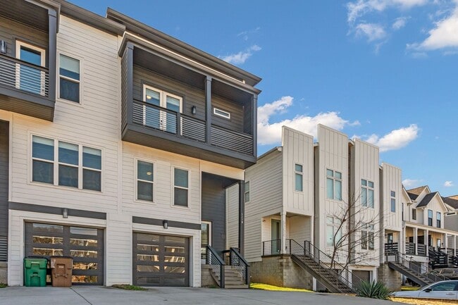 Photo - Modern Living in Wedgewood Houston Townhome